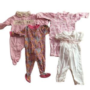 🎉 BUNDLE (4) DISNEY/GAP Baby Girl Onesies, size 3-6M